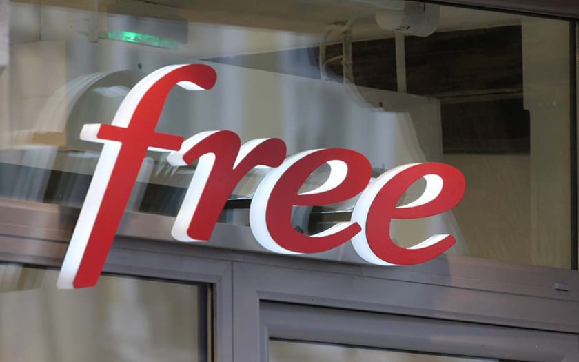 adresse de résiliation forfait mobile free